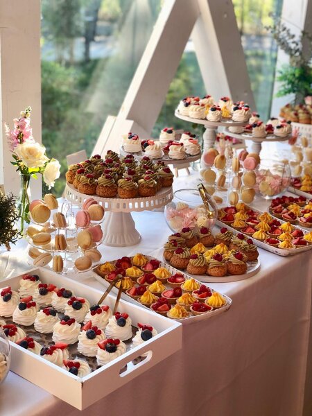 Cofetaria Homemade by Dia - Delicii Naturale in Buftea (Ilfov)